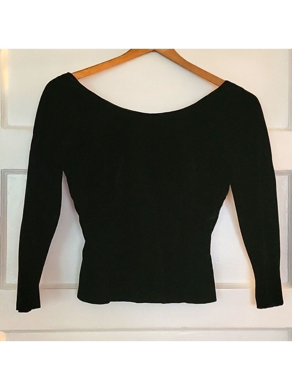 Authentic 1950s Modern Juniors Velvet Ballet Neck 3/4 Sleeve Top